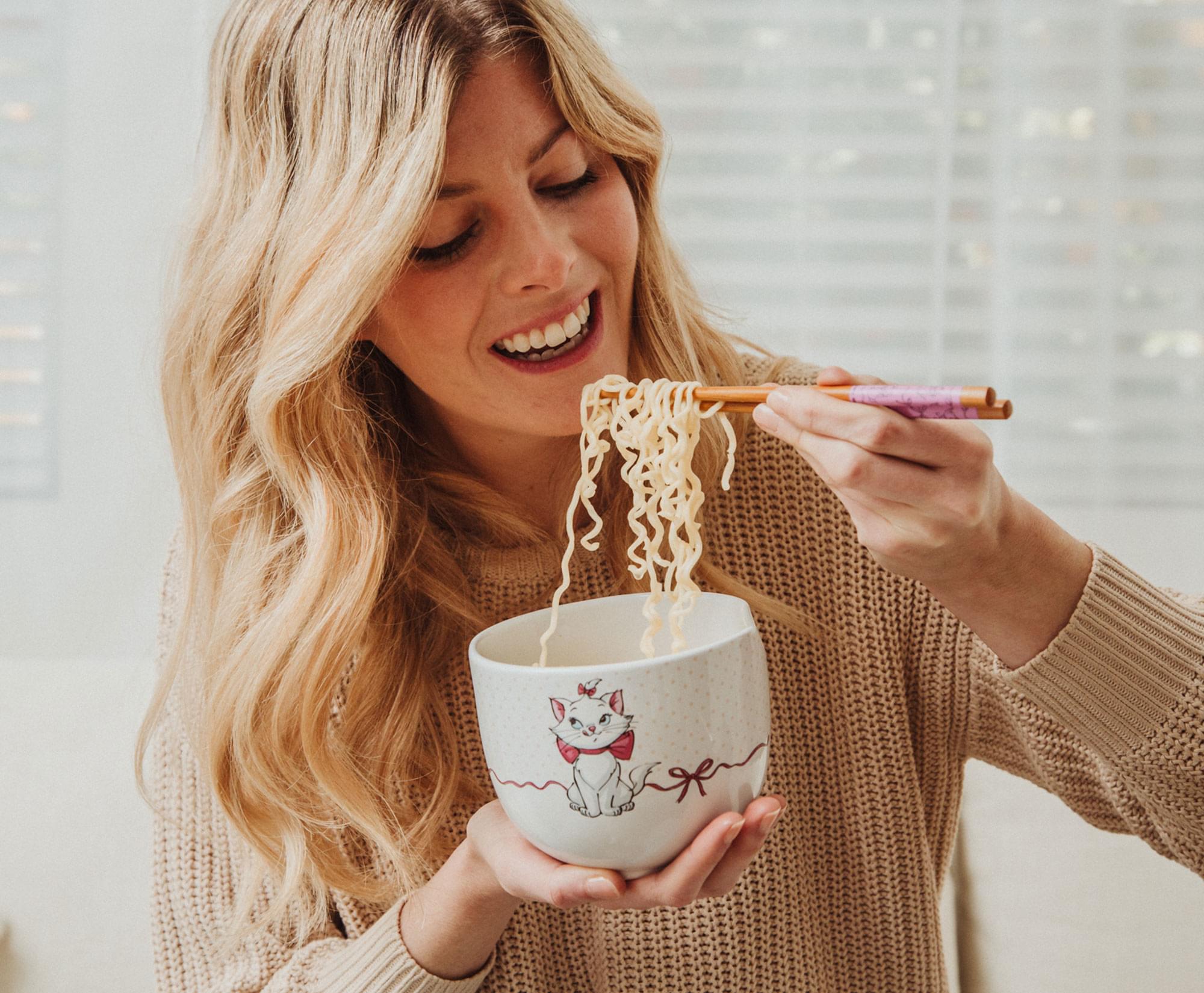 Disney The Aristocats Marie Ceramic Ramen Bowl & Chopstick Set - 20 Ounce