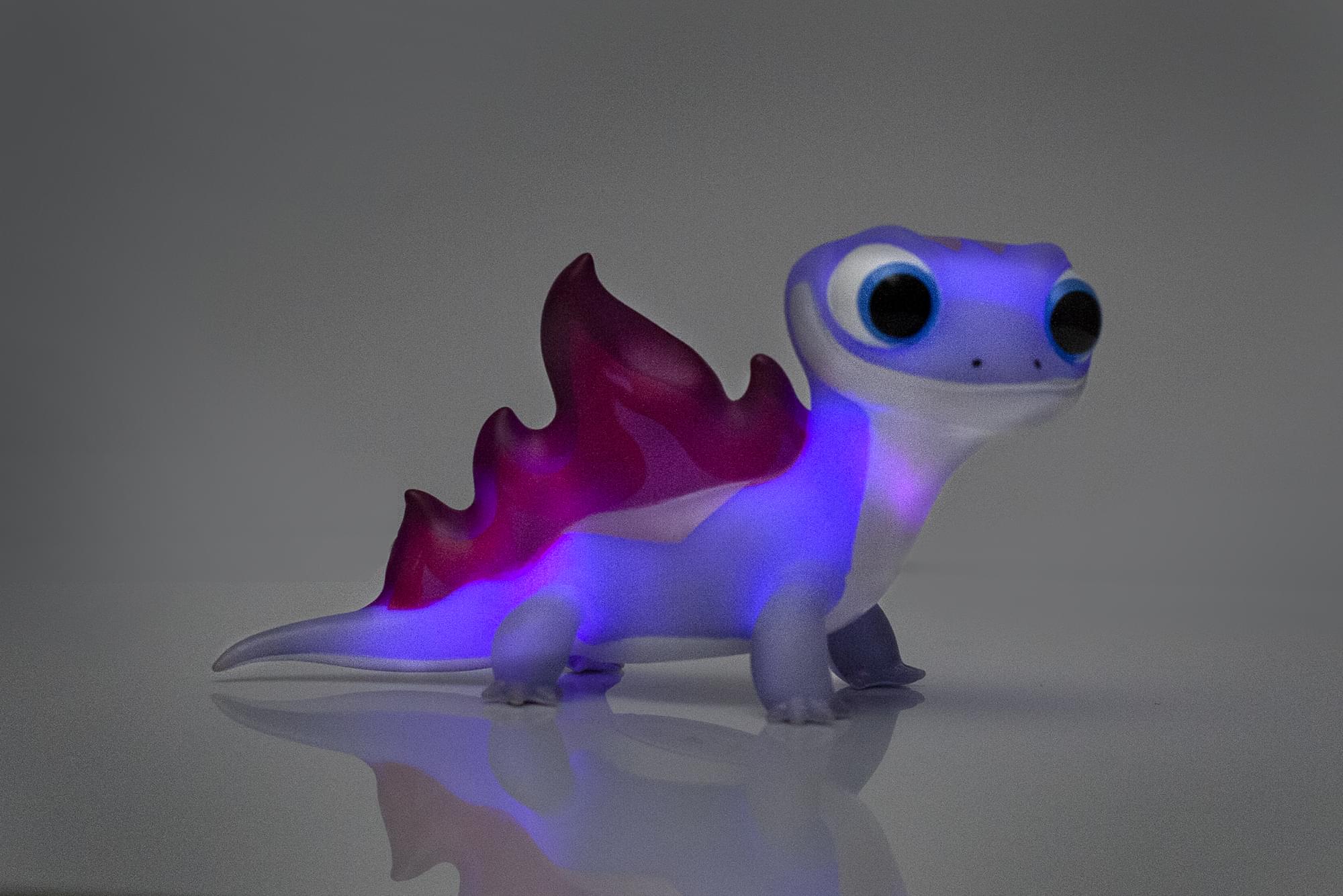 Frozen 2 Color-Changing Bruni Salamander 6-Inch Magic Mood Lights (Set of 2) - Light Up Your Memories!